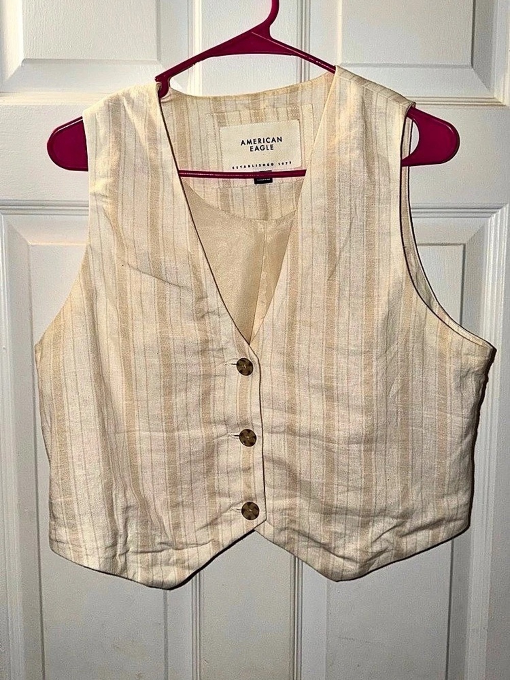 American Eagle Striped Button-Front Vest in Beige Size Medium
